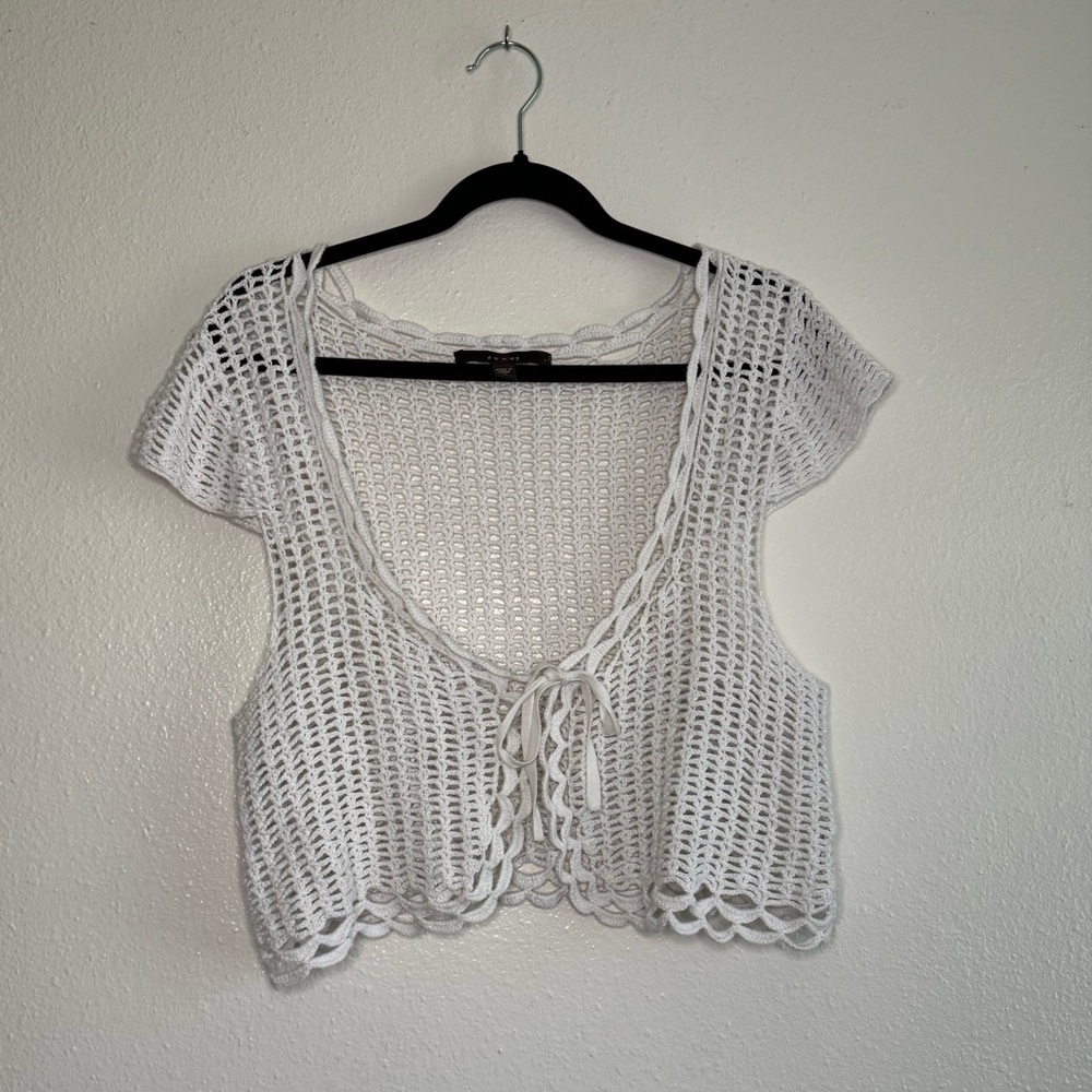 Vintage Fever Crochet Cardigan